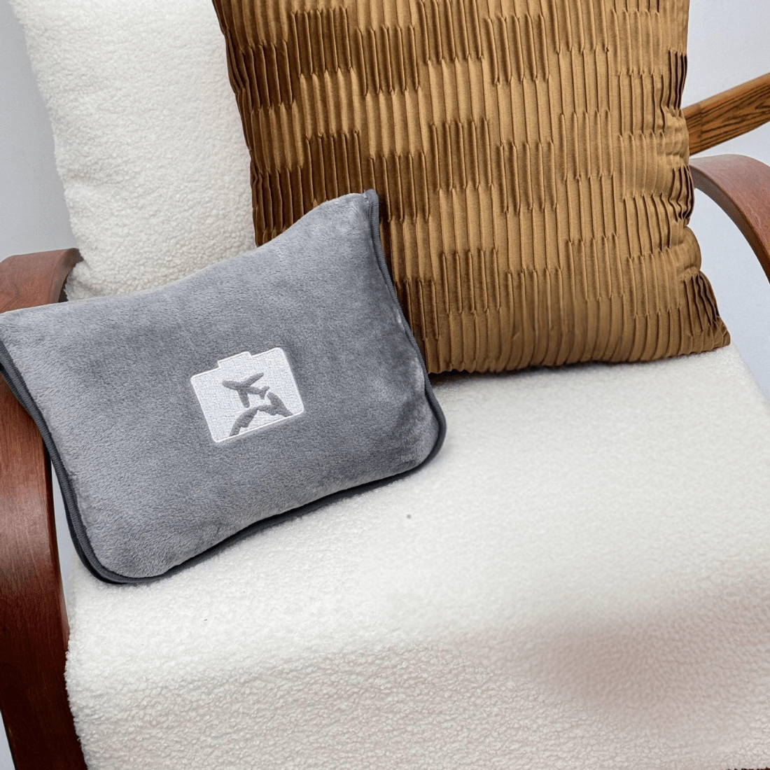 2-in-1 Portable Travel Blanket and Pillow