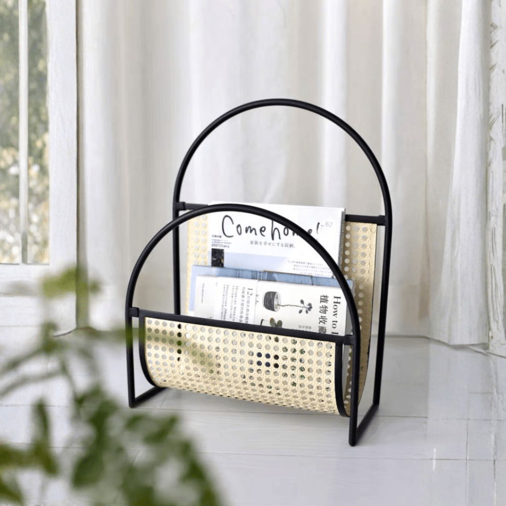 Open Frame Magazine Storage Holder With Curved Stand Design