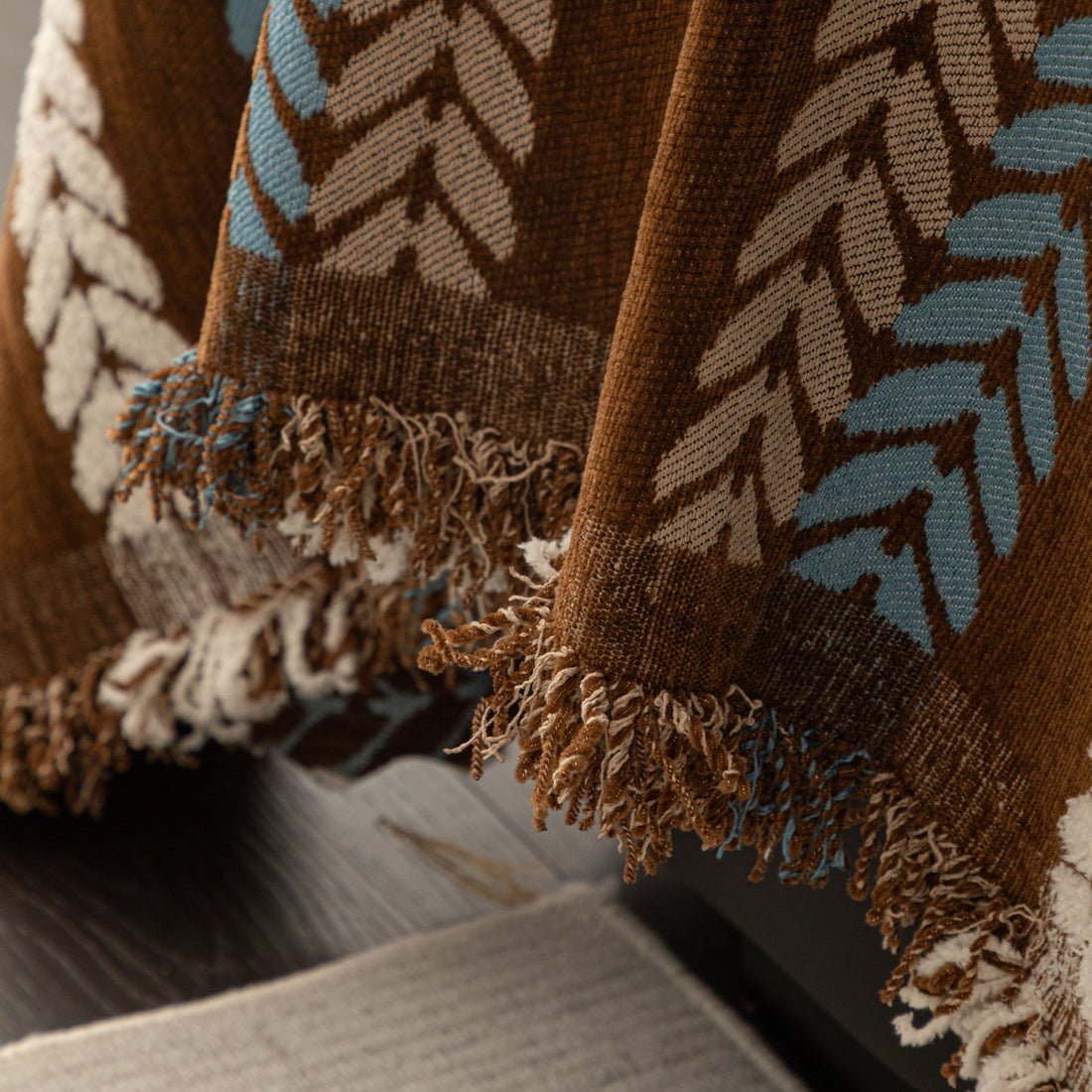 Retro Jacquard Woven Chenille Full Sofa Cover Blanket