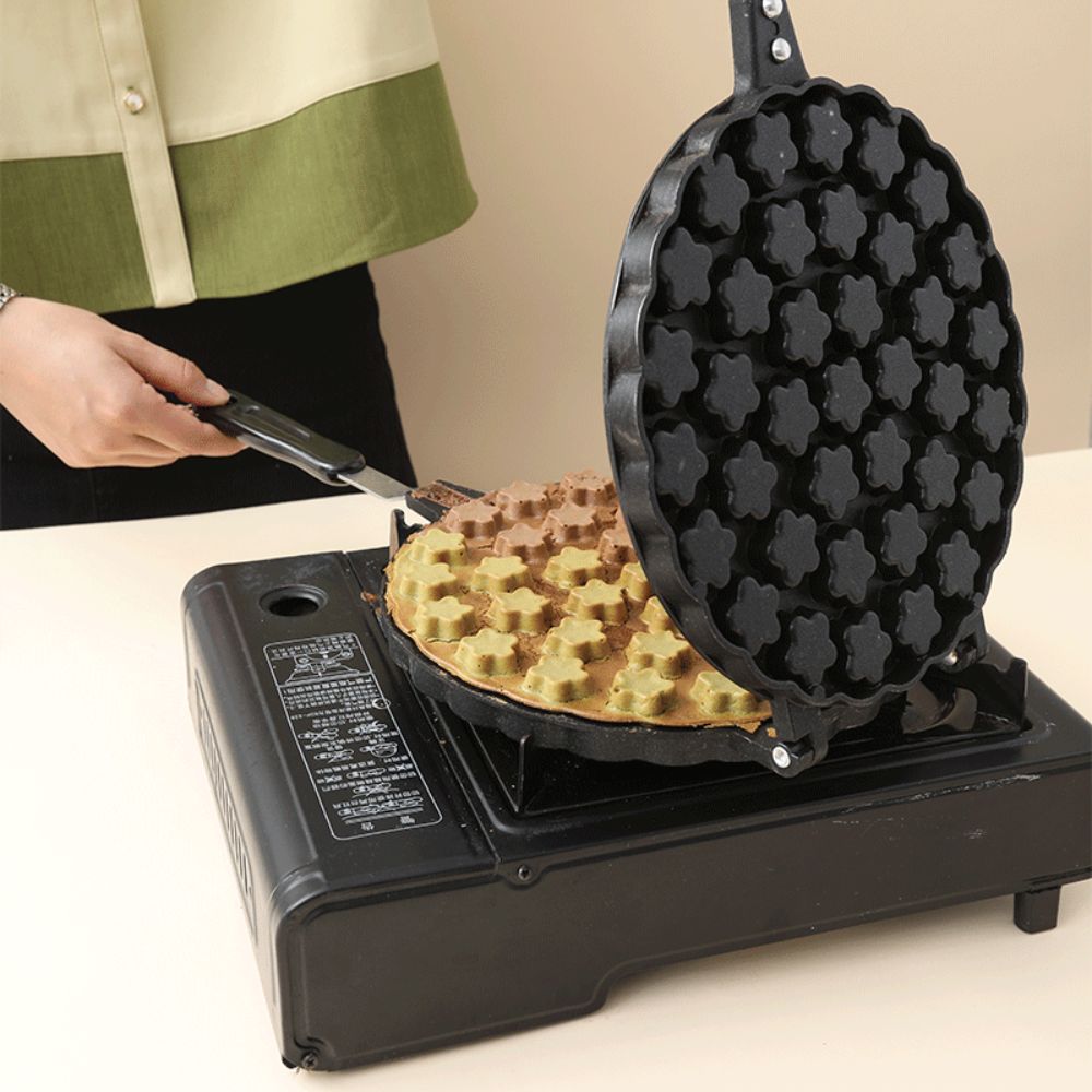 Plum Blossom Pattern Non-Stick Aluminum Breakfast Pan